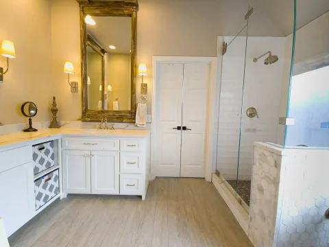 987247862 Cleaning services